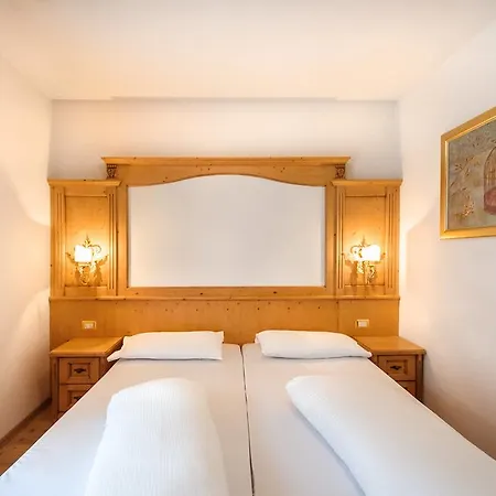 Aparthotel Clara