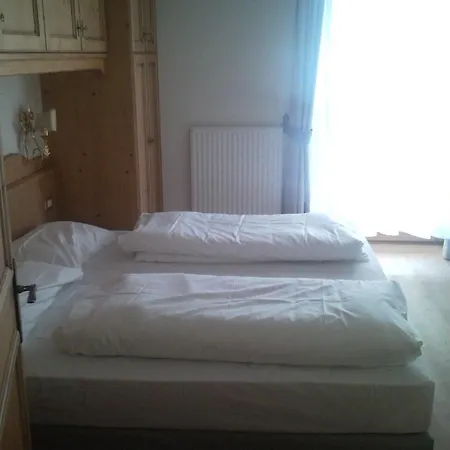Clara Aparthotel