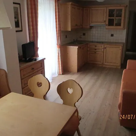 Aparthotel Clara
