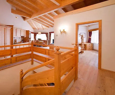 Aparthotel Clara Pozza di Fassa